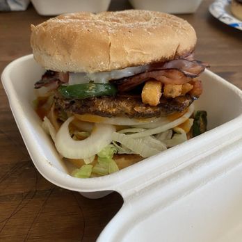 Beef N Buns N Paradise - Cajun Bleu Burger - American Near Me - Frederick, Maryland