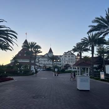 Hotel del Coronado, Curio Collection by Hilton - Main entrance at dusk - Coronado, CA