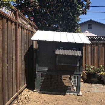 For The Birds CC - Tilted coop. - Pet Services Near Me For The Birds CC - Tilted coop. - Pet Services Near Me