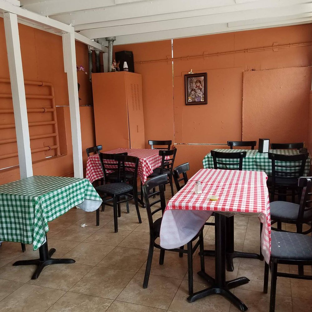El Rinconcito - eating section - Breakfast & Brunch Near Me - Los Angeles, California