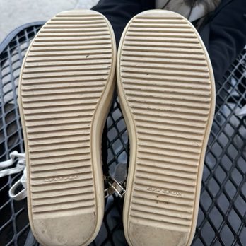 2nd STREET - Melrose - More photos of the shoes - Used, Vintage & Consignment Near Me - Los Angeles, California 2nd STREET - Melrose - More photos of the shoes - Used, Vintage & Consignment Near Me - Los Angeles, California
