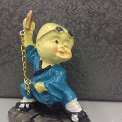 Goodwill Store & Donation Center - I will cut you!