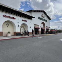 Northgate Gonzalez Market - Store front