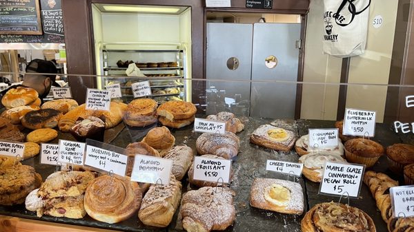 GoodLife Cafe & Bakery by null