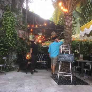 Moreno's Cuba - Cocktail Bars Near Me - Miami Beach, Florida