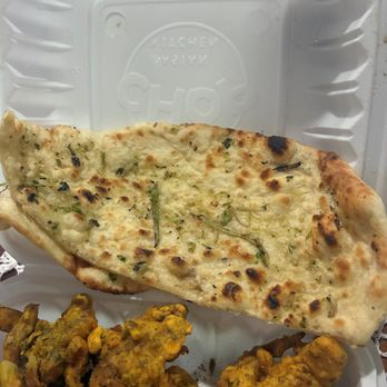 Curry Time Now - Garlic Naan. - Indian Near Me - Pasadena, California Curry Time Now - Garlic Naan. - Indian Near Me - Pasadena, California