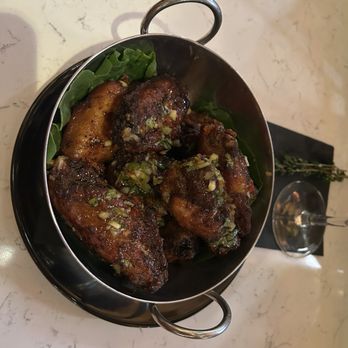 Four Leaves - Happy hour wings - Fish & Chips Near Me - Park Ridge, New Jersey
