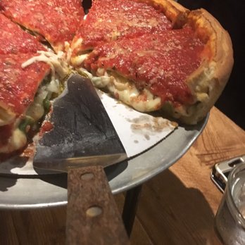Giordano's - Chicago classic - Pizza Near Me - Chicago, Illinois