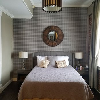 Hamilton House Inn - The Delia. Handsomely decorated. - Bed & Breakfast Near Me - West Monroe, Louisiana