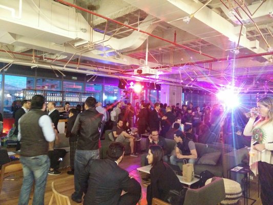 WeWork Espacio de Oficinas & Coworking by null