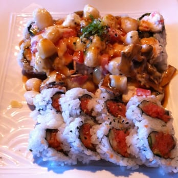 SUSHIRAW - Lunch Special: Baked Scallop California Roll aka BSCR + spicy tuna roll - Japanese Near Me - Granada Hills, California SUSHIRAW - Lunch Special: Baked Scallop California Roll aka BSCR + spicy tuna roll - Japanese Near Me - Granada Hills, California