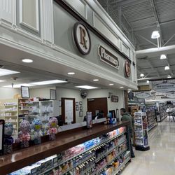 Harris Teeter Pharmacy - Outside signage