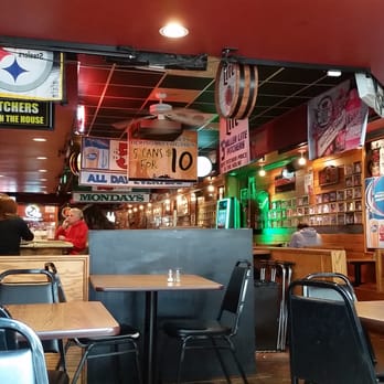Hemingway's Cafe - Dive Bars Near Me - Pittsburgh, Pennsylvania Hemingway's Cafe - Dive Bars Near Me - Pittsburgh, Pennsylvania