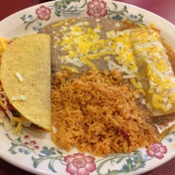 El Rancho Alegre - 1 enchilada & 1 taco
