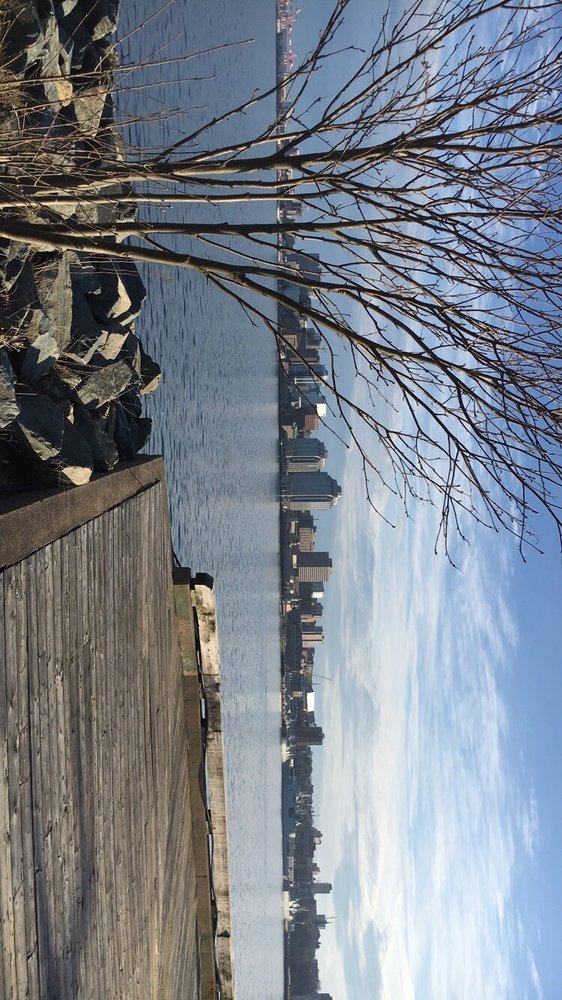 Dartmouth Harbourwalk Trail