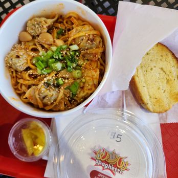 Wow Spaghetti - Spicy Chili Garlic Butter with Wontons - Fast Food Near Me - Westminster, California Wow Spaghetti - Spicy Chili Garlic Butter with Wontons - Fast Food Near Me - Westminster, California