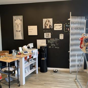 LA Pets Grooming - The front desk - Pet Groomers Near Me - Diamond Bar, California LA Pets Grooming - The front desk - Pet Groomers Near Me - Diamond Bar, California