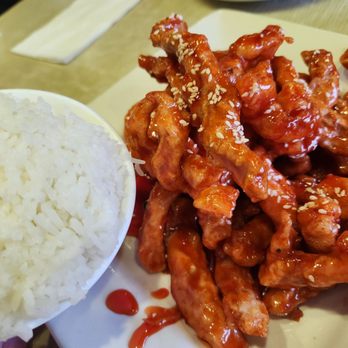 Dan Gui Sichuan Cuisine - Sweet and sour pork with a side of white rice - Szechuan Near Me - Bellevue, Washington