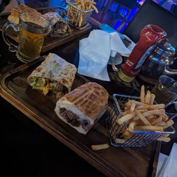 Kan Zaman Hookah Bars - Burger and Philly - Hookah Bars Near Me - Plantation, Florida Kan Zaman Hookah Bars - Burger and Philly - Hookah Bars Near Me - Plantation, Florida
