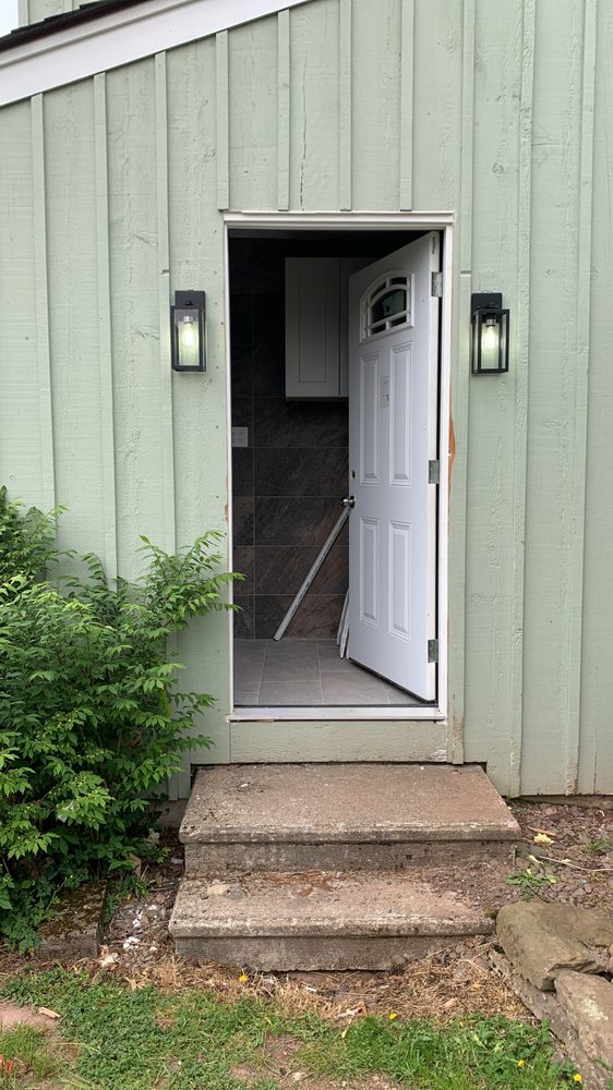 Slide of Alaxander Plumbing & Electric