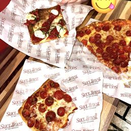 Sweet Gino Pizza