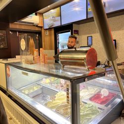 Gelatissimo - 10/21/23 Exterior, sorry forgot to take a pic of the HUGE serving they gave us. Not sure what size wife ordered???