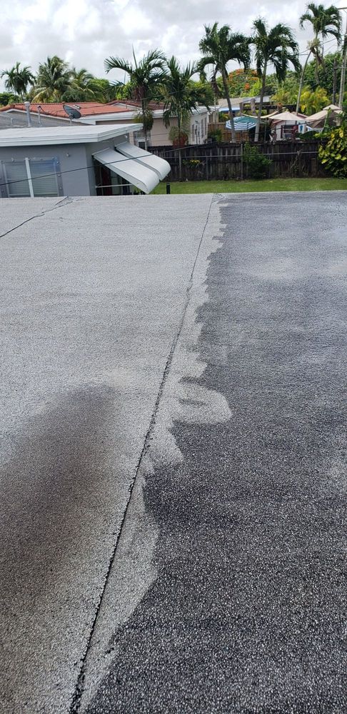 Slide of UnderCover Roofing & Metal