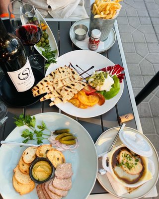 The Bistro at Lake Chelan by null