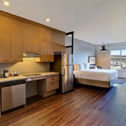 Hyatt Place Prince George - Guest Room