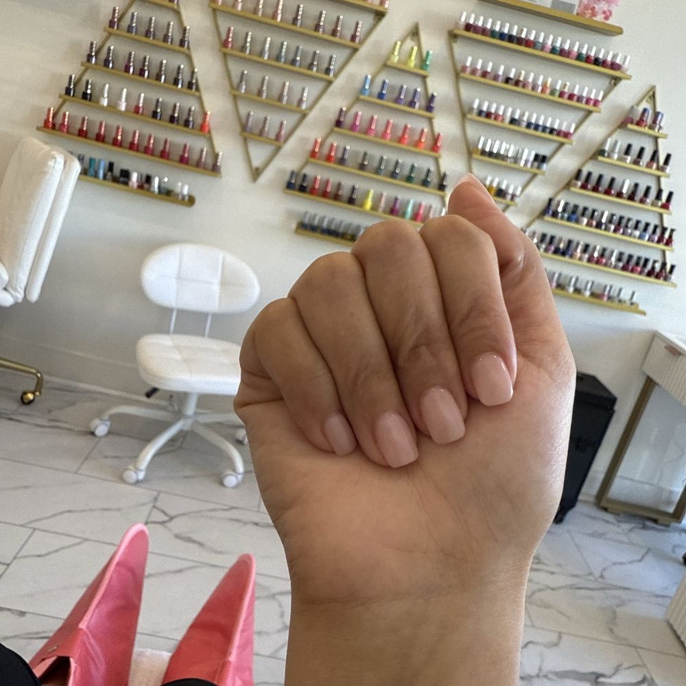 Valora Nail Bar - Paraffin wax treatment and builder gel. - Nail Technicians Near Me - Los Angeles, California Valora Nail Bar - Paraffin wax treatment and builder gel. - Nail Technicians Near Me - Los Angeles, California