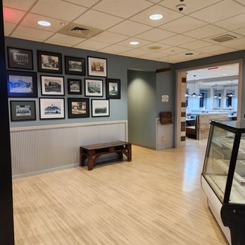 Arrows Restaurant - Same GREAT Rainbow Grill with a completely new look - American Near Me - Hudsonville, Michigan