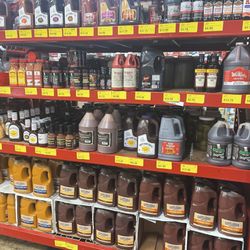 Lit Junior - Sauces galore!