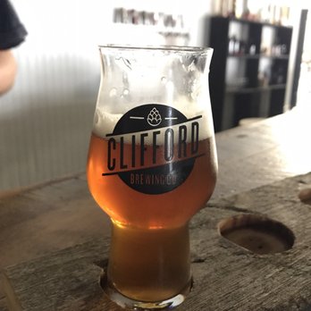 Clifford Brewing Company - Dark streets of London ESB sample - Breweries Near Me - Hamilton, Ontario Clifford Brewing Company - Dark streets of London ESB sample - Breweries Near Me - Hamilton, Ontario