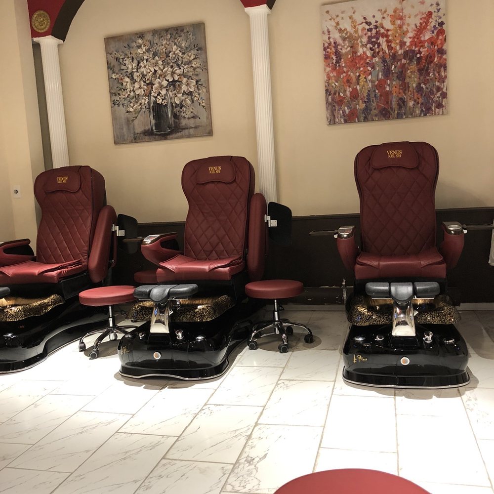 Pedicure area Pedicure area