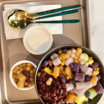 Autea Sweets & Eats - Bubble Tea Near Me - Chicago, Illinois