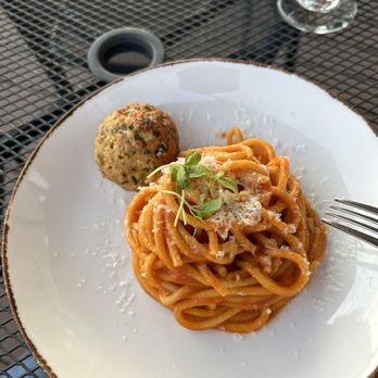 Genisa’s - Spaghetti and meatball - Wine Bars Near Me - Janesville, Wisconsin