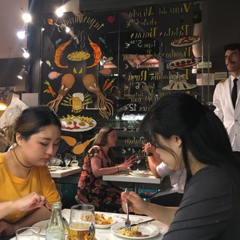 Tapas 24 - Tapas Bars Near Me - Barcelona, B
