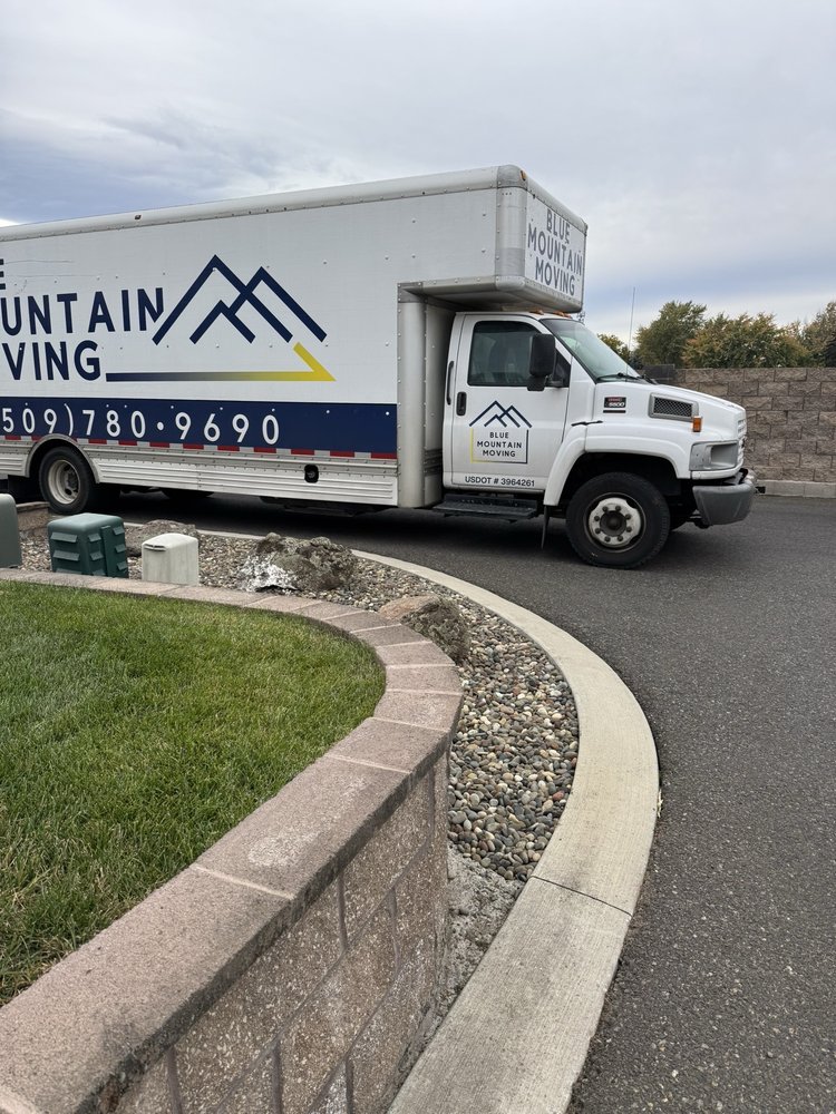 BLUE MOUNTAIN MOVING LLC