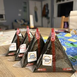 Teriyaki beef, mentaiko, salmon, yuzu mayo salmon