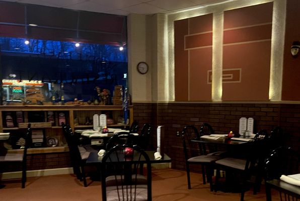 Hanna’s Middle Eastern Restaurant & Market by null