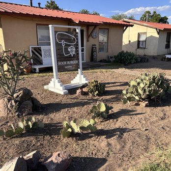 Bock Burger Takeaway - Burgers Near Me - Alpine, Texas Bock Burger Takeaway - Burgers Near Me - Alpine, Texas