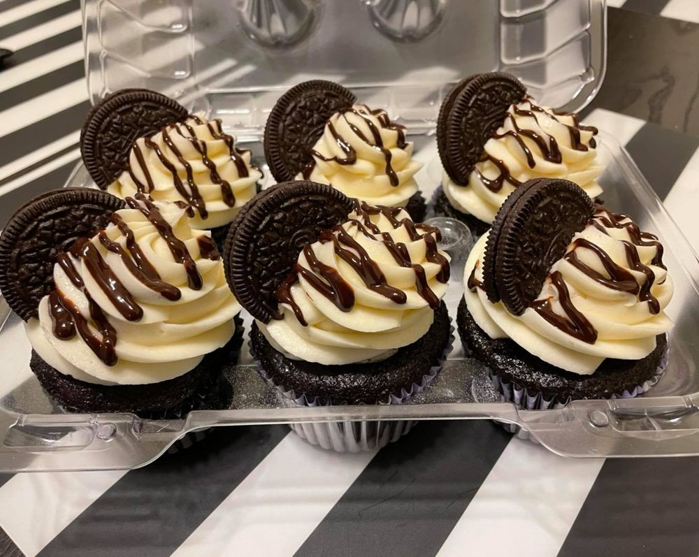 BLACK MAGIC BAKERY Updated May 2024 Davenport, Iowa Desserts