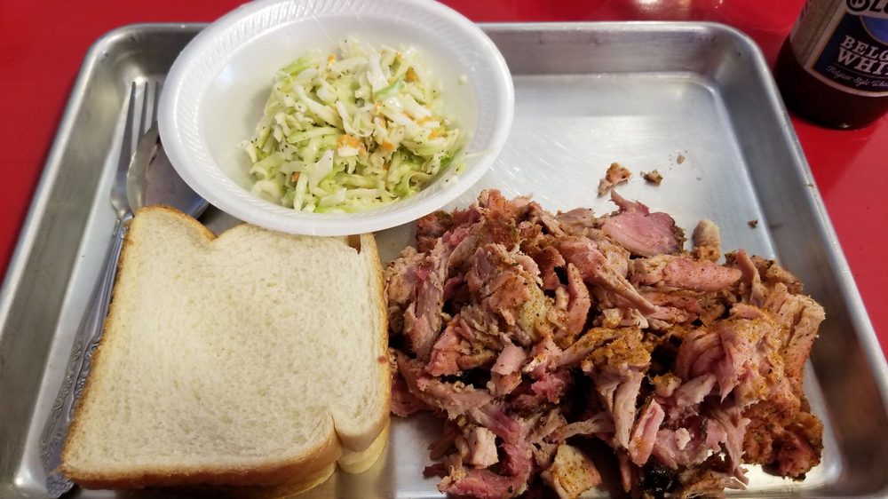 LUNCH BOX BBQ CAFE 417 4th St, Minburn, Iowa Comfort Food