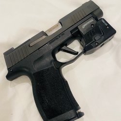T&T Guns and Ammo 2 - P365 XL with NIGHTSTICK LASER