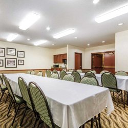 Comfort Suites