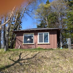 Paradise On The Bay - Very clean Rental cabins right on lake superior