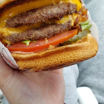 In-N-Out Burger - Double double burger - Burgers Near Me - Garden Grove, California In-N-Out Burger - Double double burger - Burgers Near Me - Garden Grove, California