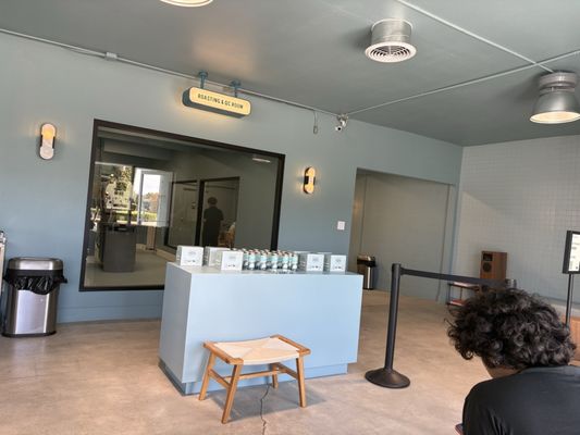 The Boy & The Bear - Gardena by null