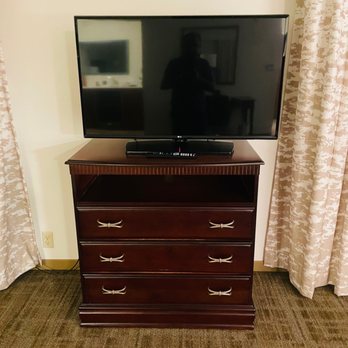 Hampton Inn East Lansing - TV - Hotels Near Me - East Lansing, Michigan Hampton Inn East Lansing - TV - Hotels Near Me - East Lansing, Michigan