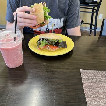 Weeds Cafe - BLT - Coffee & Tea Near Me - Cashmere, Washington